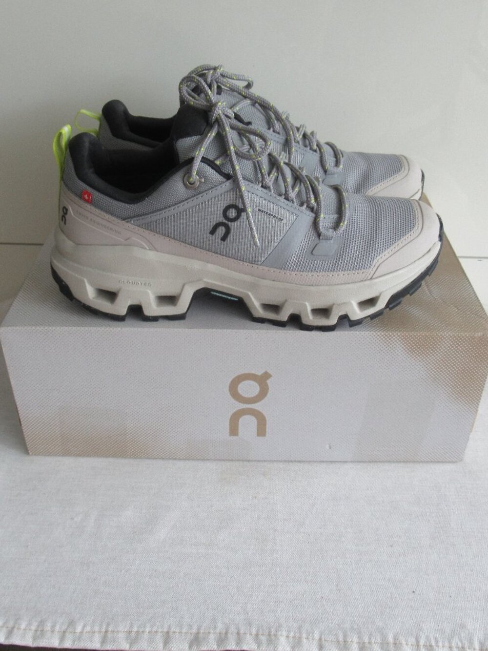 Women's On Cloudrock Low Waterproor, 6.5 B Medium US Gray New in Box